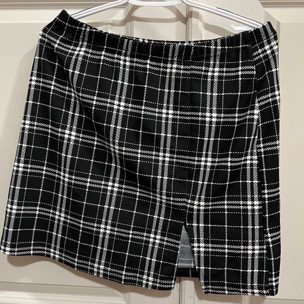 Plaid Skirt with Slit